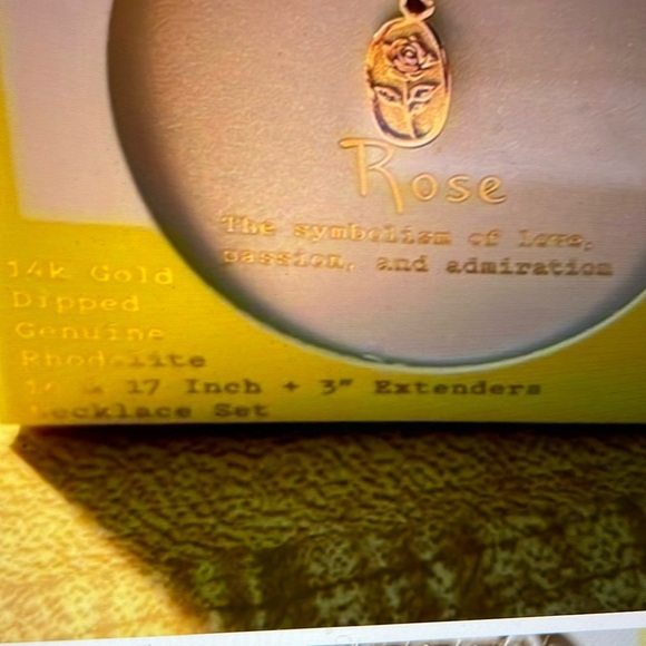 Rose Pendant - Picture 2 of 2